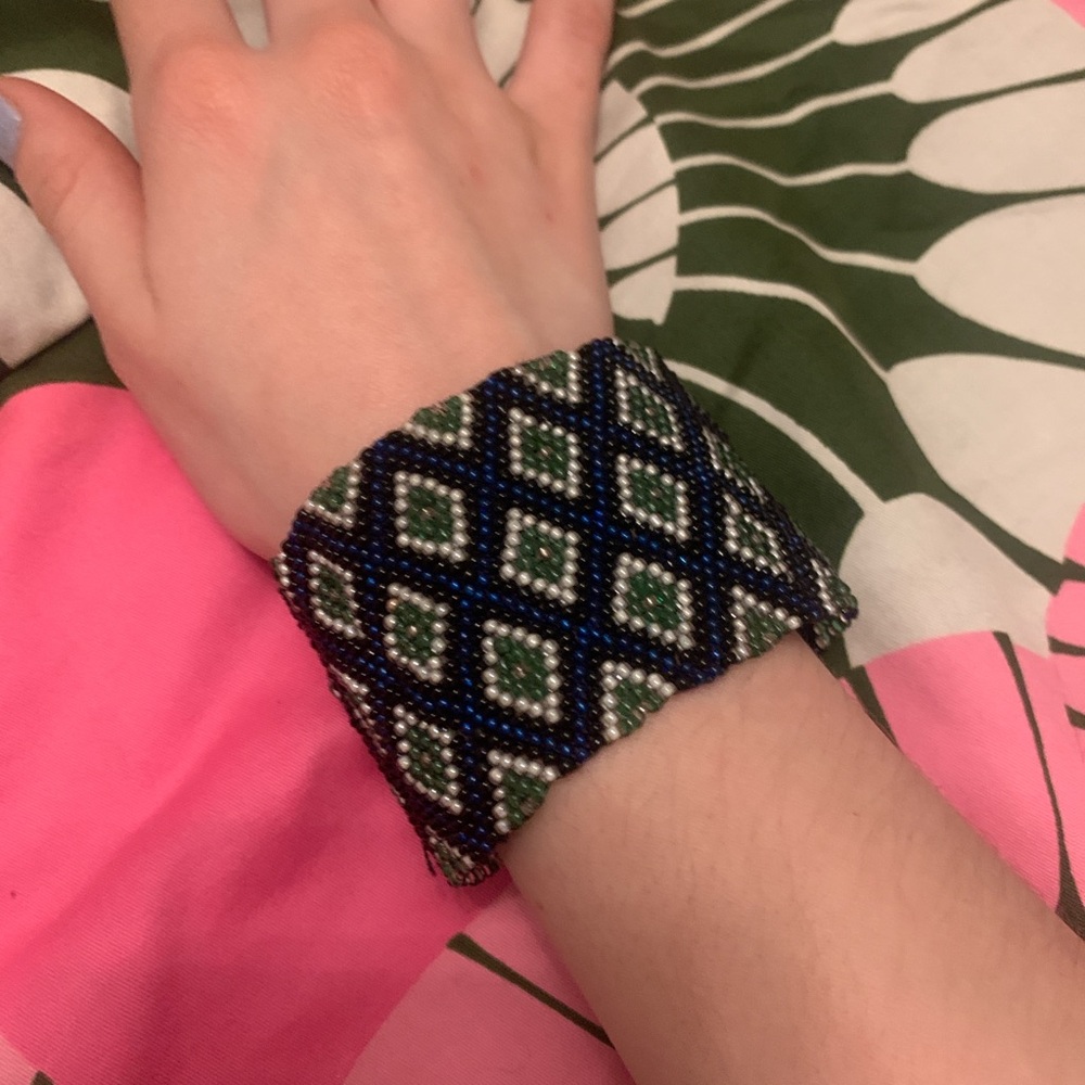 Beaded Glass Bead Bracelet